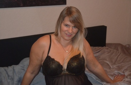 asijský milf se sklonil xxx hd fotografie